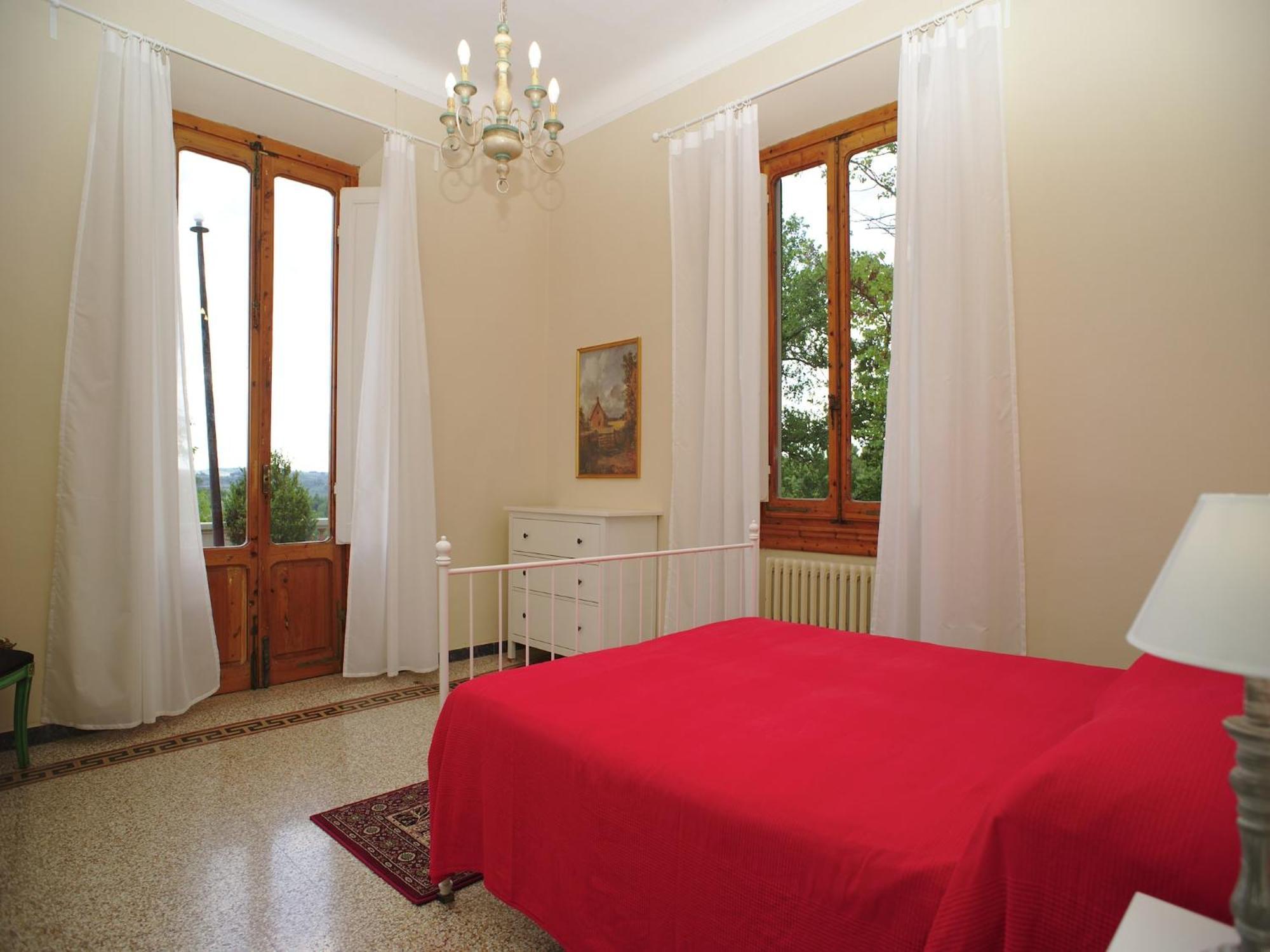 Lovely Holiday Home In Montefiridolfi With Hill View Ngoại thất bức ảnh
