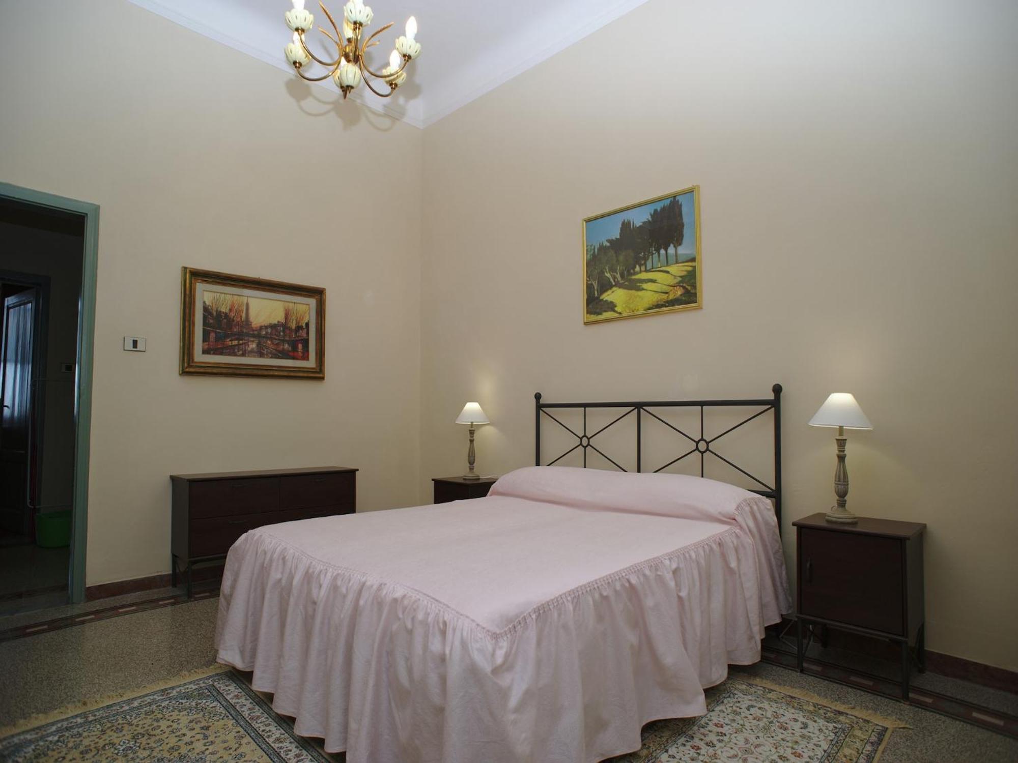 Lovely Holiday Home In Montefiridolfi With Hill View Ngoại thất bức ảnh