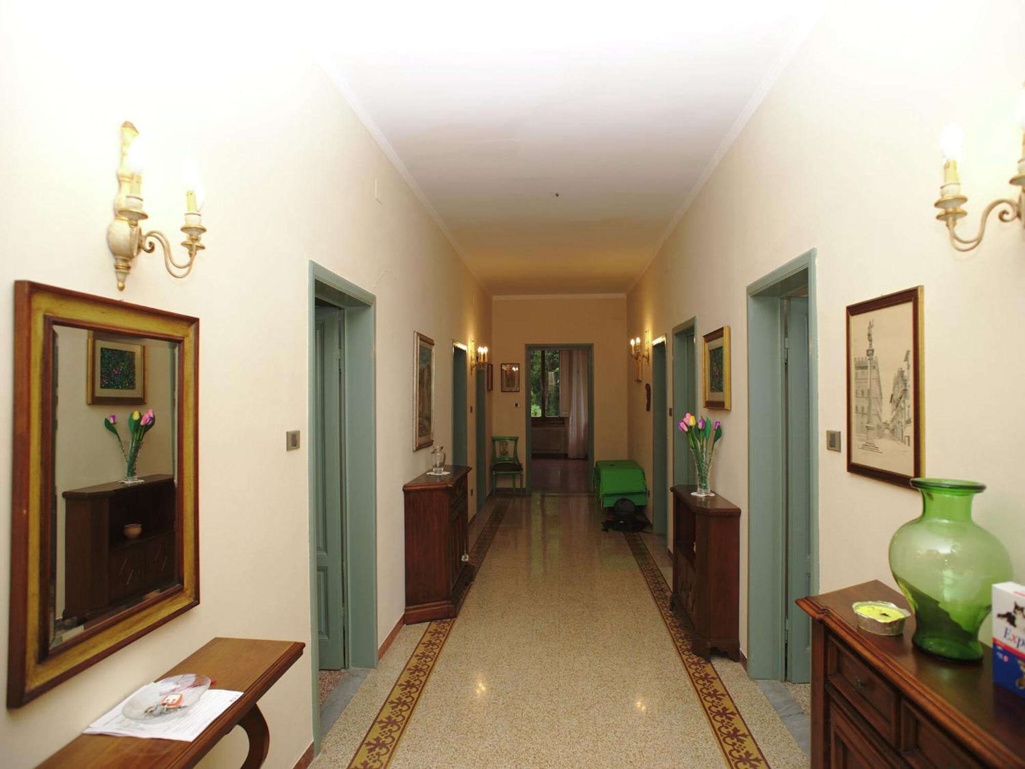 Lovely Holiday Home In Montefiridolfi With Hill View Ngoại thất bức ảnh