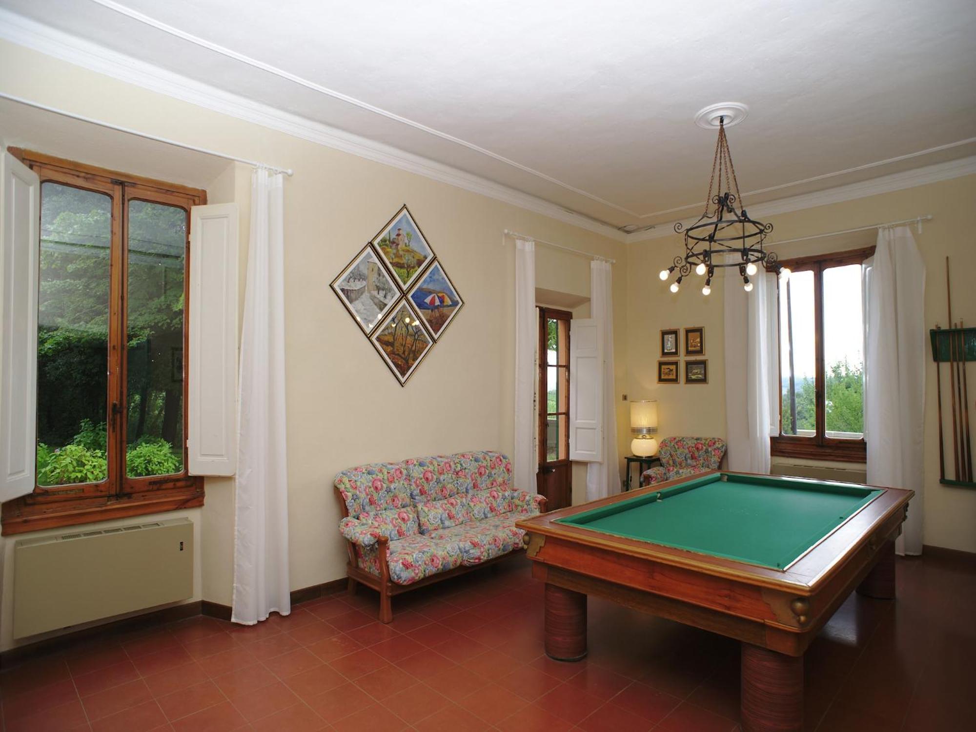 Lovely Holiday Home In Montefiridolfi With Hill View Ngoại thất bức ảnh