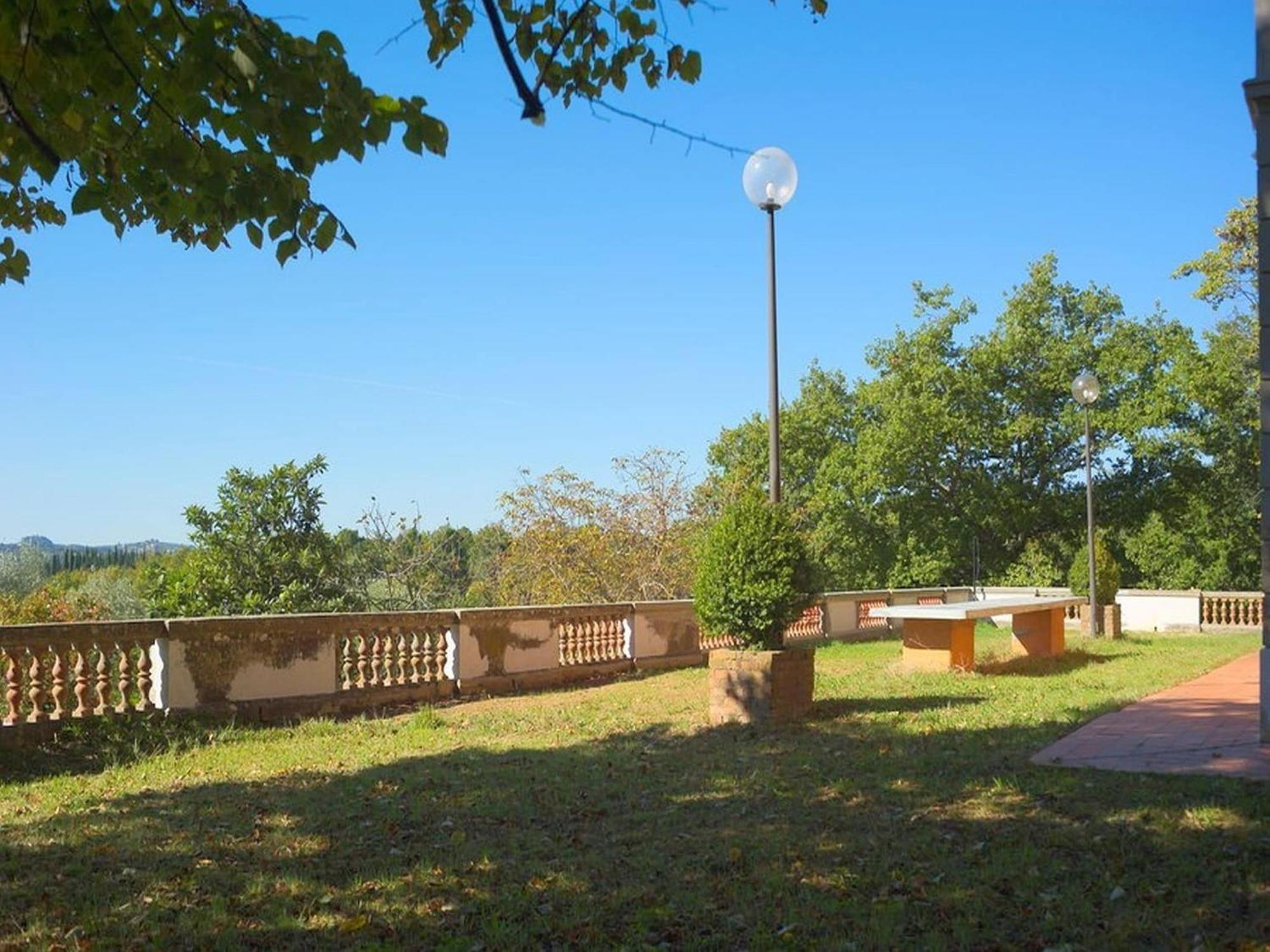Lovely Holiday Home In Montefiridolfi With Hill View Ngoại thất bức ảnh