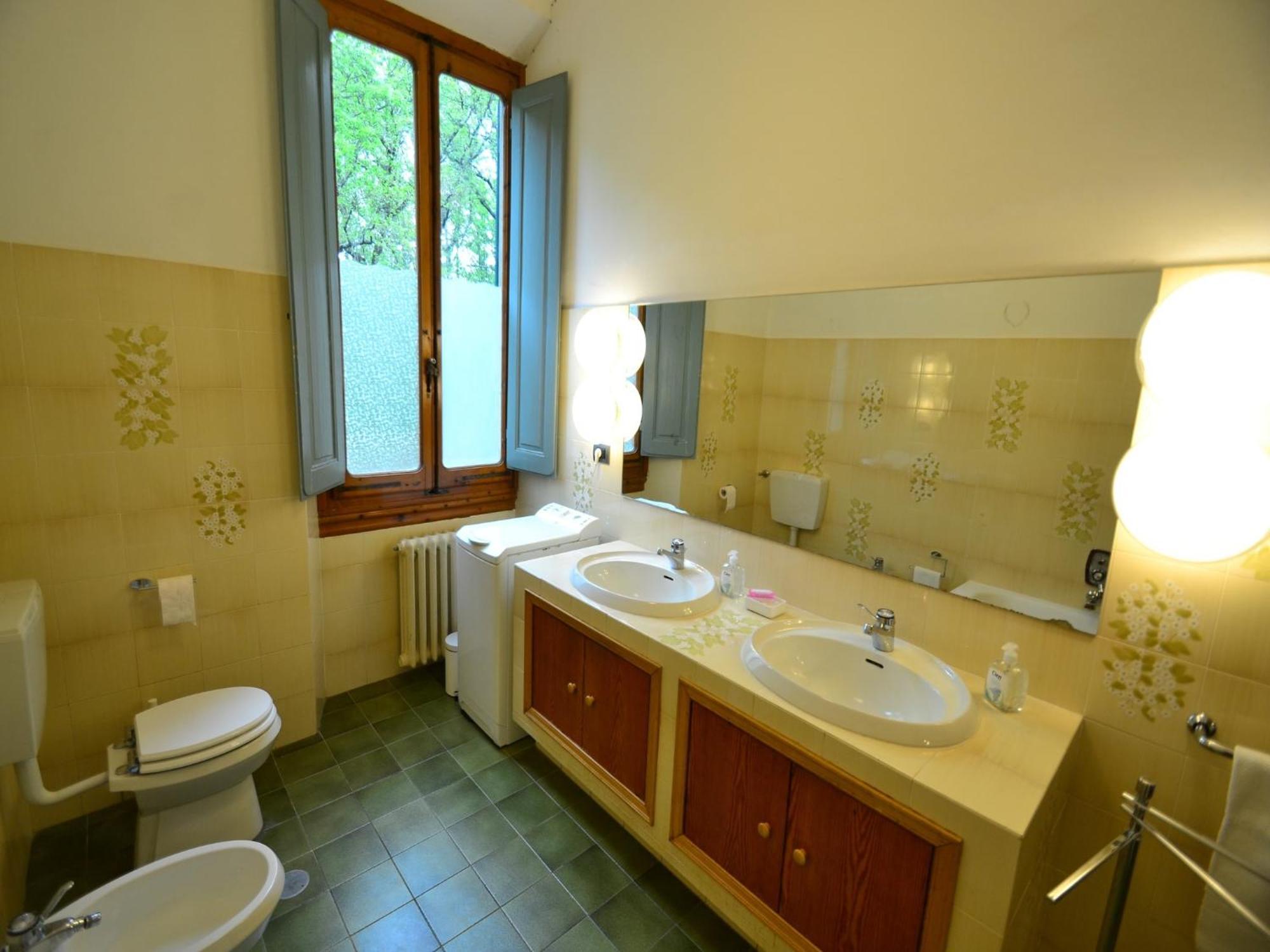 Lovely Holiday Home In Montefiridolfi With Hill View Ngoại thất bức ảnh