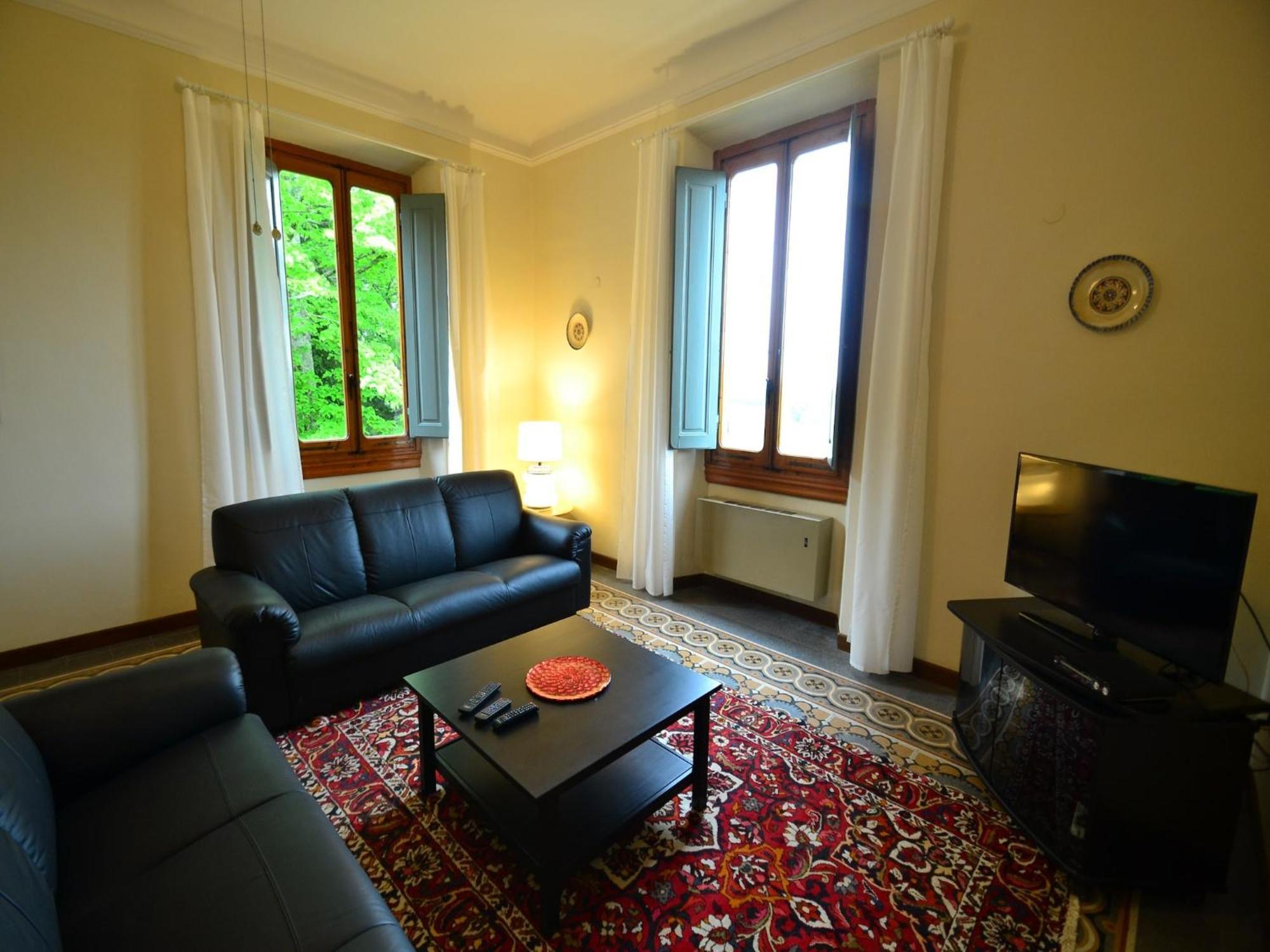Lovely Holiday Home In Montefiridolfi With Hill View Ngoại thất bức ảnh