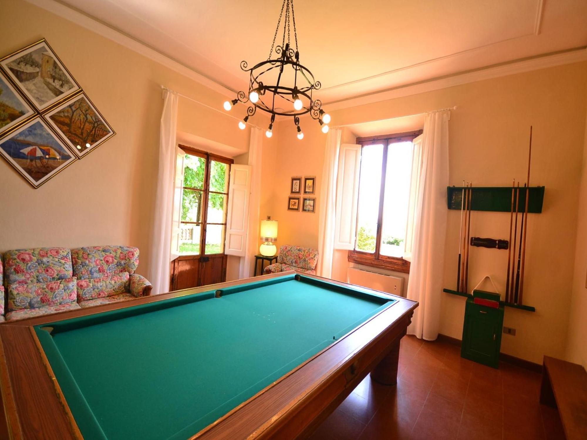 Lovely Holiday Home In Montefiridolfi With Hill View Ngoại thất bức ảnh