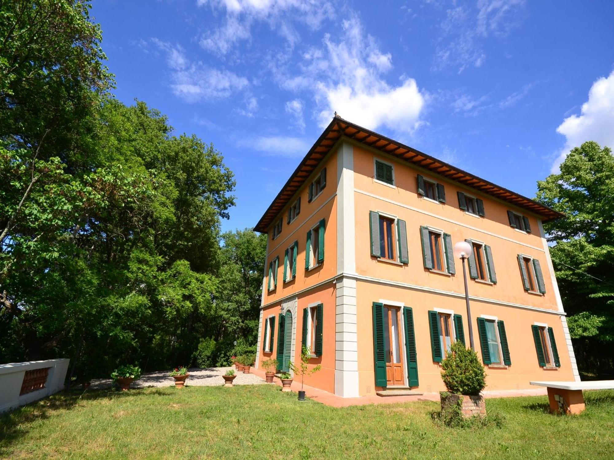 Lovely Holiday Home In Montefiridolfi With Hill View Ngoại thất bức ảnh